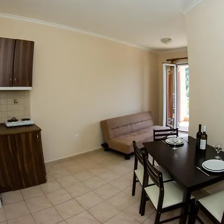 Filoxenia Apartamento Yénion